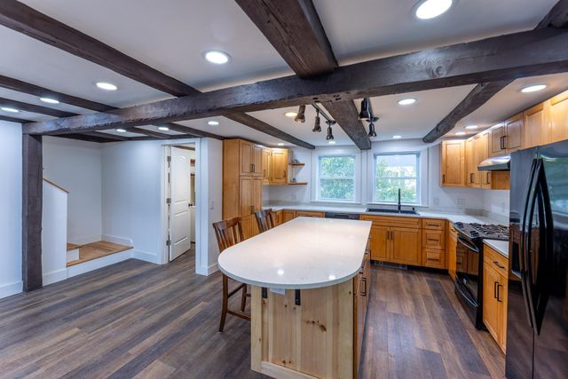 48 Cross Street, Newbury, VT 05051