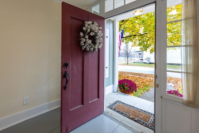 48 Cross Street, Newbury, VT 05051