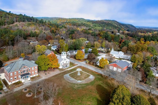 48 Cross Street, Newbury, VT 05051