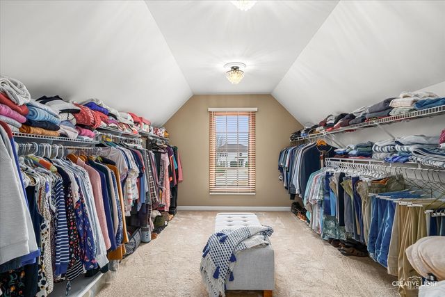 1813 Winchester Court, Oswego, IL 60543