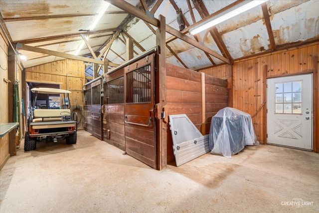 1813 Winchester Court, Oswego, IL 60543