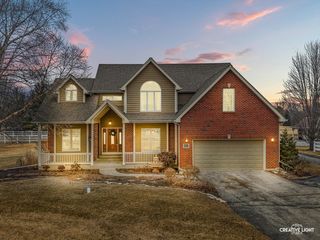 1813 Winchester Court, Oswego, IL 60543