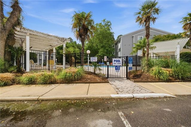 501 Ocean Trace Arch Apt 303, Virginia Beach, VA 23451