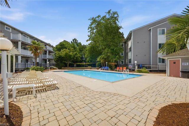 501 Ocean Trace Arch Apt 303, Virginia Beach, VA 23451