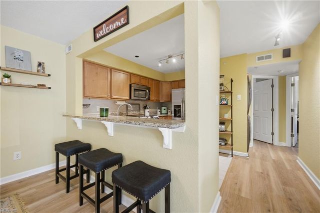 501 Ocean Trace Arch Apt 303, Virginia Beach, VA 23451