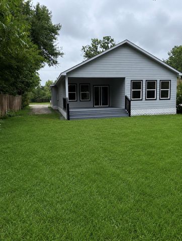4323 Oxford Street, Houston, TX 77022