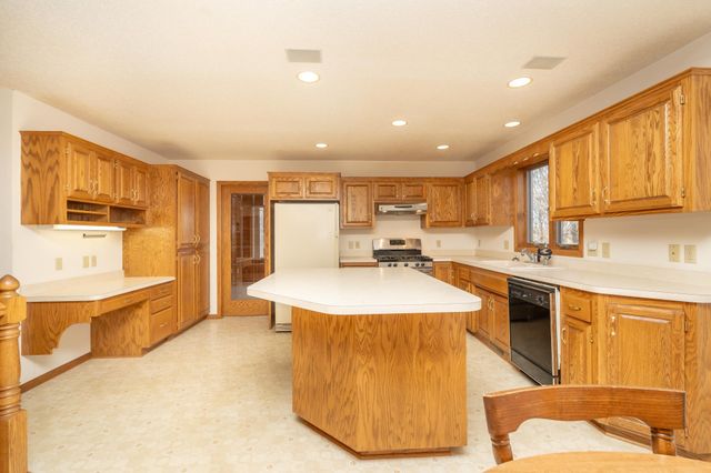 14310 Pike Lake Trail NE, Prior Lake, MN 55372