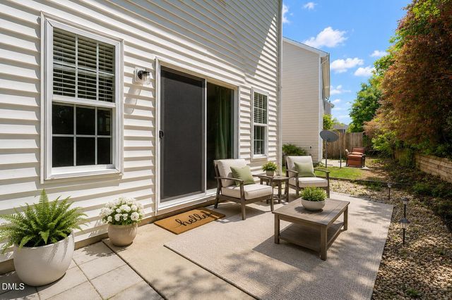 2221 Whistling Straits Way, Raleigh, NC 27604