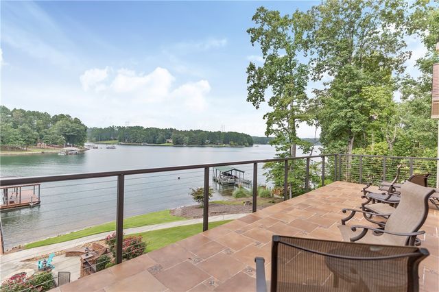 185 Summers Way, Seneca, SC 29672