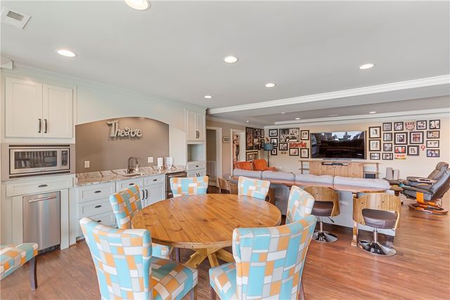185 Summers Way, Seneca, SC 29672