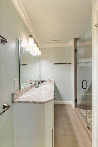 185 Summers Way, Seneca, SC 29672