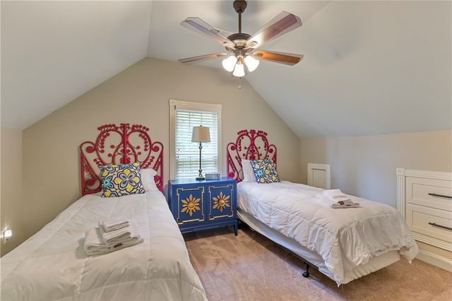 185 Summers Way, Seneca, SC 29672