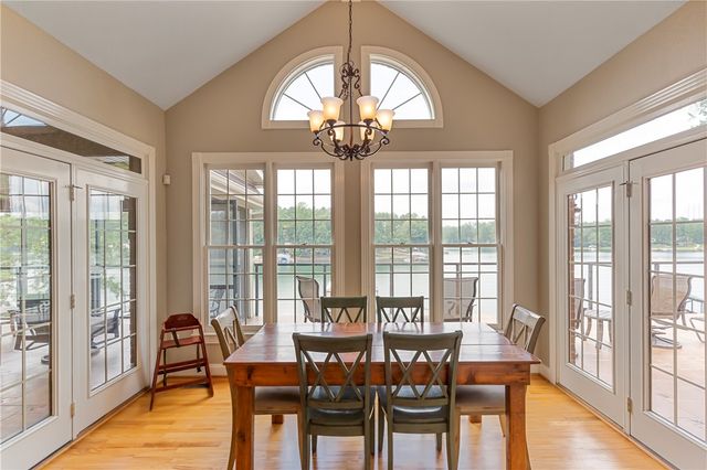 185 Summers Way, Seneca, SC 29672