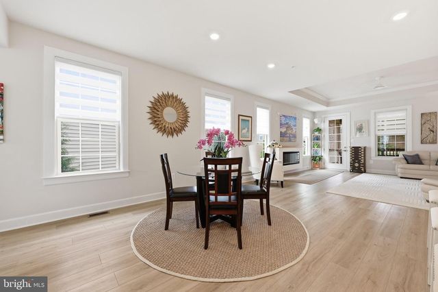 2605 BROADLEAF DR, Frederick, MD 21702
