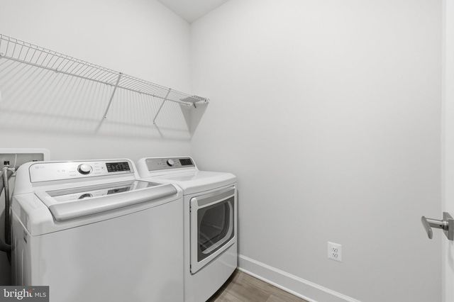 2605 BROADLEAF DR, Frederick, MD 21702