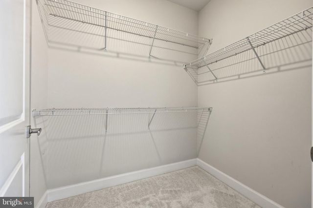 2605 BROADLEAF DR, Frederick, MD 21702