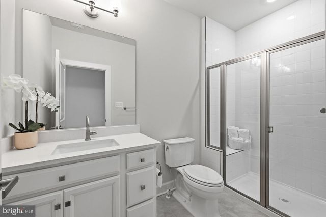 2605 BROADLEAF DR, Frederick, MD 21702