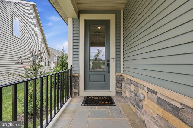 2605 BROADLEAF DR, Frederick, MD 21702