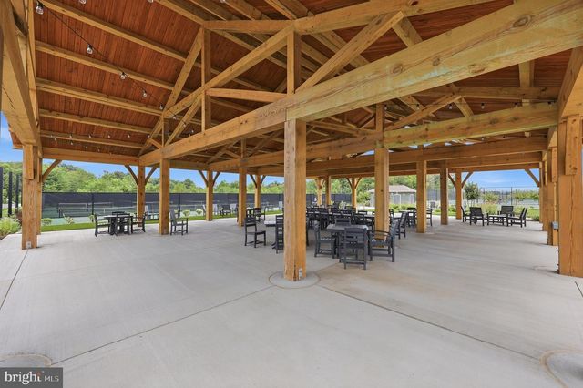 2605 BROADLEAF DR, Frederick, MD 21702