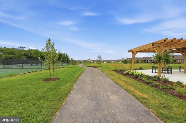 2605 BROADLEAF DR, Frederick, MD 21702