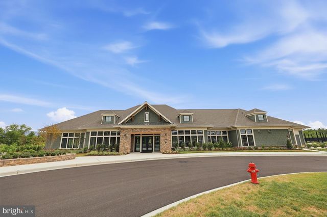 2605 BROADLEAF DR, Frederick, MD 21702
