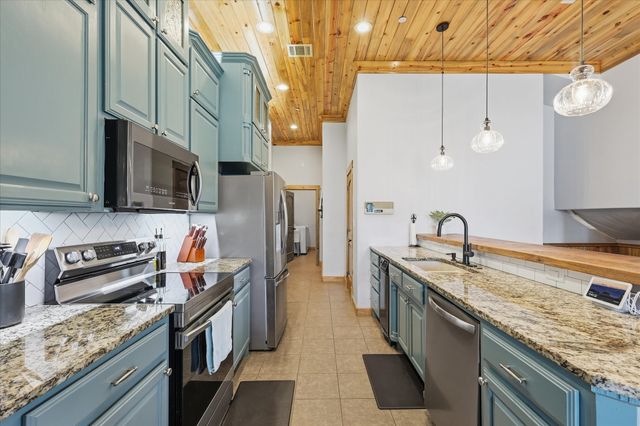 399 Brindley Road, Maypearl, TX 76064