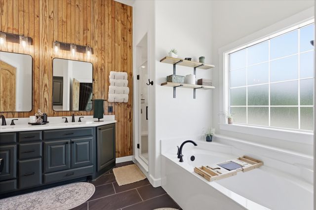 399 Brindley Road, Maypearl, TX 76064