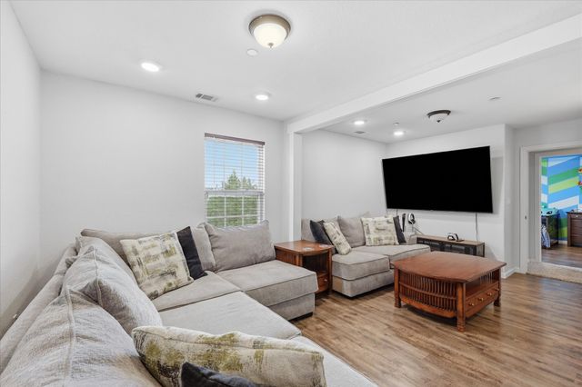 399 Brindley Road, Maypearl, TX 76064