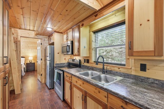 399 Brindley Road, Maypearl, TX 76064