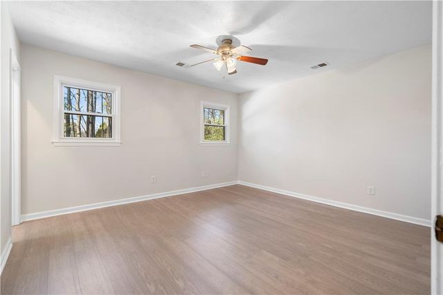 566 Sugar Valley SE Lane, Conyers, GA 30094