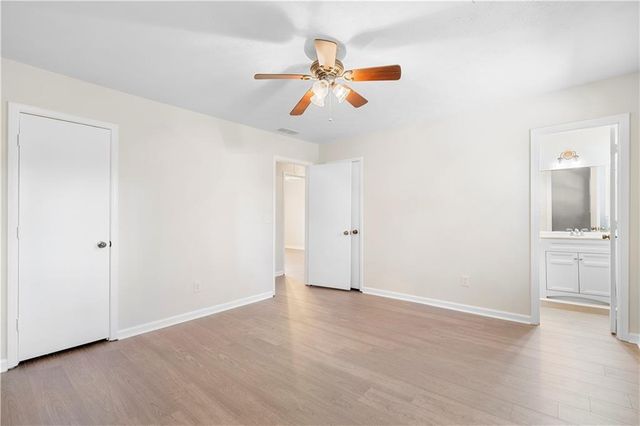 566 Sugar Valley SE Lane, Conyers, GA 30094