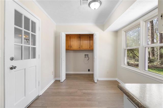 566 Sugar Valley SE Lane, Conyers, GA 30094