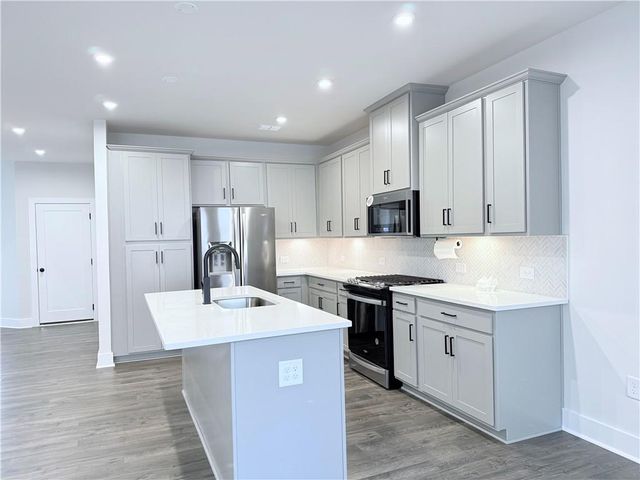 4395 Declan NW Drive, Kennesaw, GA 30144