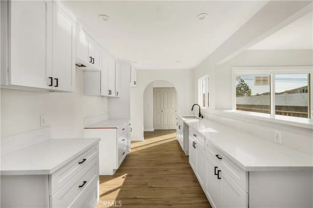 14016 S Albertson Avenue, Compton, CA 90222