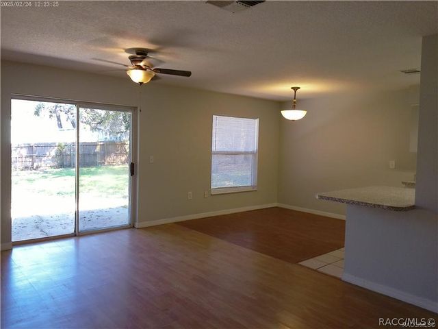 5921 W Woodhill Court, Crystal River, FL 34429