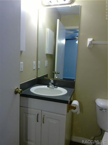 5921 W Woodhill Court, Crystal River, FL 34429
