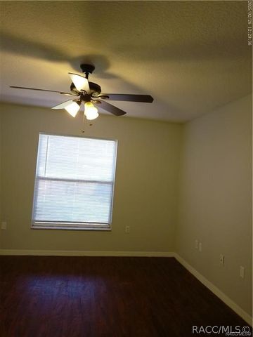 5921 W Woodhill Court, Crystal River, FL 34429