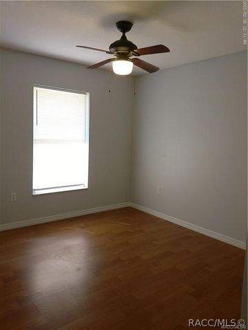 5921 W Woodhill Court, Crystal River, FL 34429