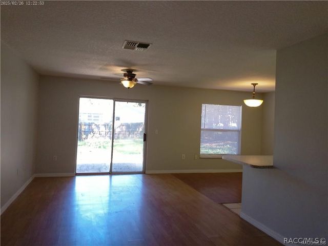 5921 W Woodhill Court, Crystal River, FL 34429