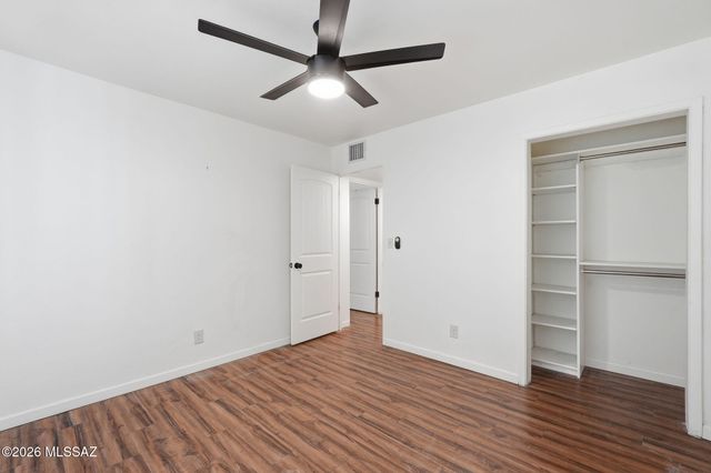 2922 E Seneca Street, Tucson, AZ 85716