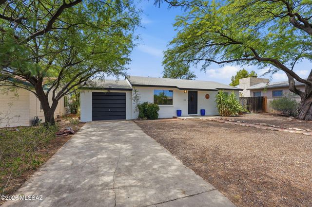 2922 E Seneca Street, Tucson, AZ 85716
