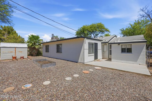 2922 E Seneca Street, Tucson, AZ 85716