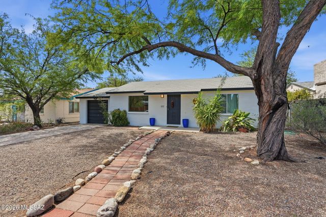 2922 E Seneca Street, Tucson, AZ 85716