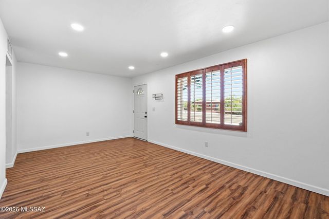 2922 E Seneca Street, Tucson, AZ 85716
