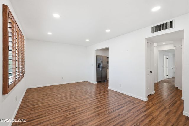 2922 E Seneca Street, Tucson, AZ 85716
