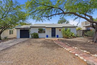 2922 E Seneca Street, Tucson, AZ 85716