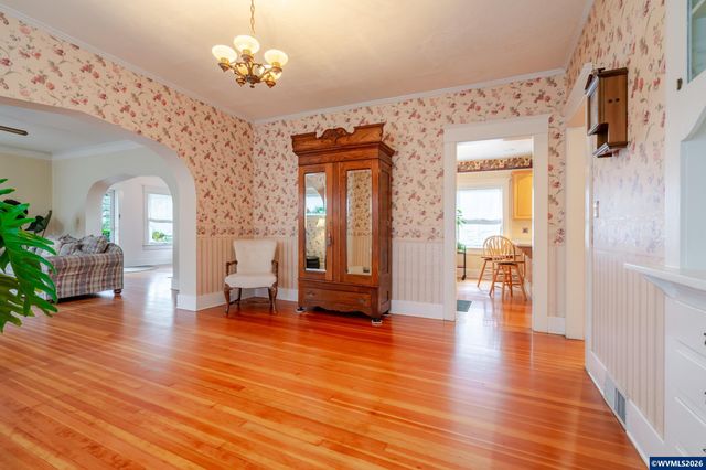 821 6th Av SW, Albany, OR 97321