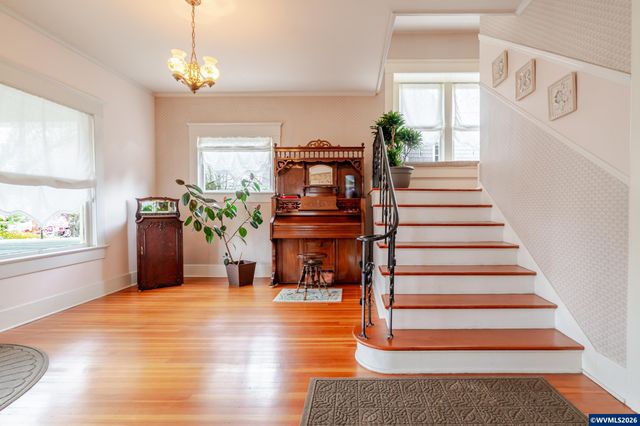 821 6th Av SW, Albany, OR 97321