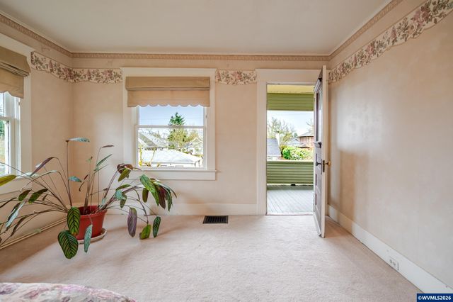 821 6th Av SW, Albany, OR 97321