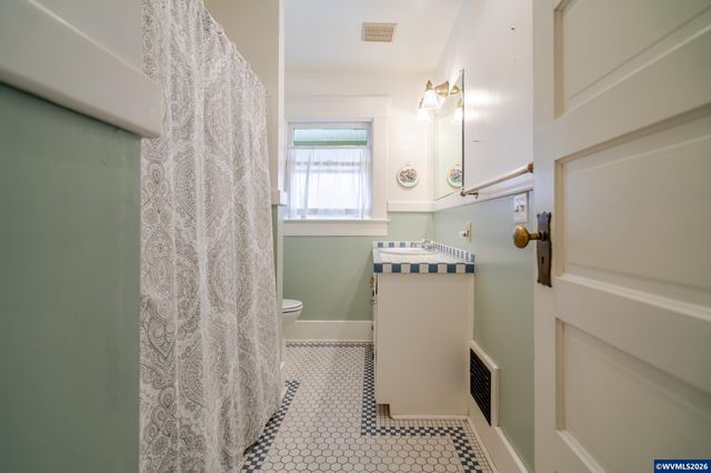 821 6th Av SW, Albany, OR 97321